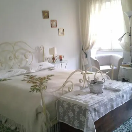 Casa Delle Rose Bed & Breakfast